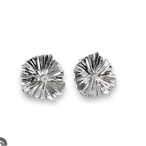 NWT By Alona Amary flower earrings in silver